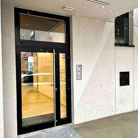 Apartment Targowa Charming By The National Stadium