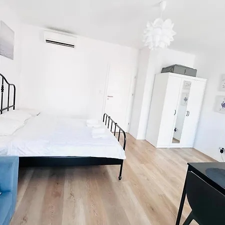 Apartamento Targowa Charming By The National Stadium Varsovia